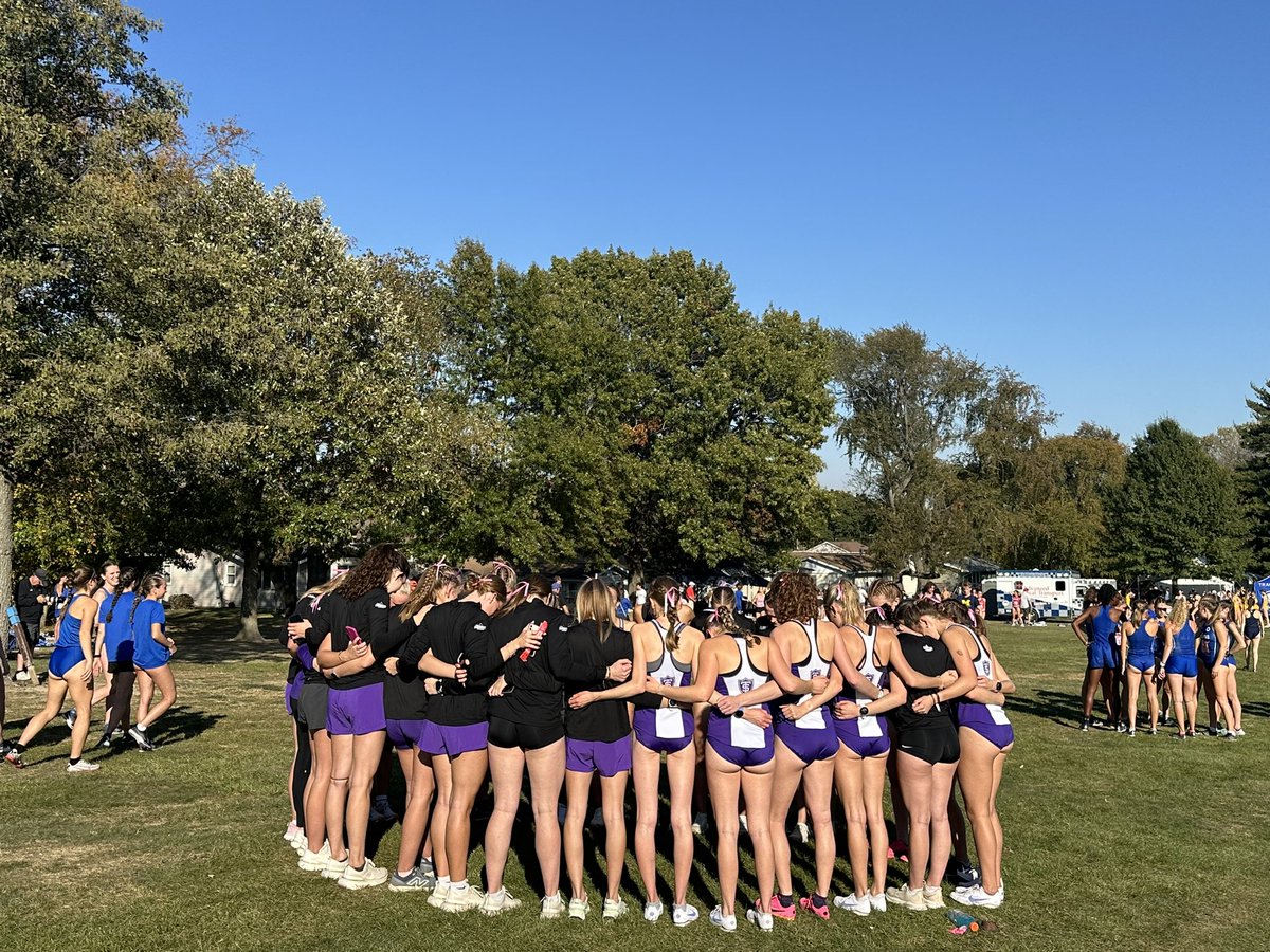 CoachAshLucas's tweet photo. Gosh I just love them. So much. Thatβs all. #RollToms #Run4ThePurplePack #WeOverMe https://t.co/UB0ILkWTDB