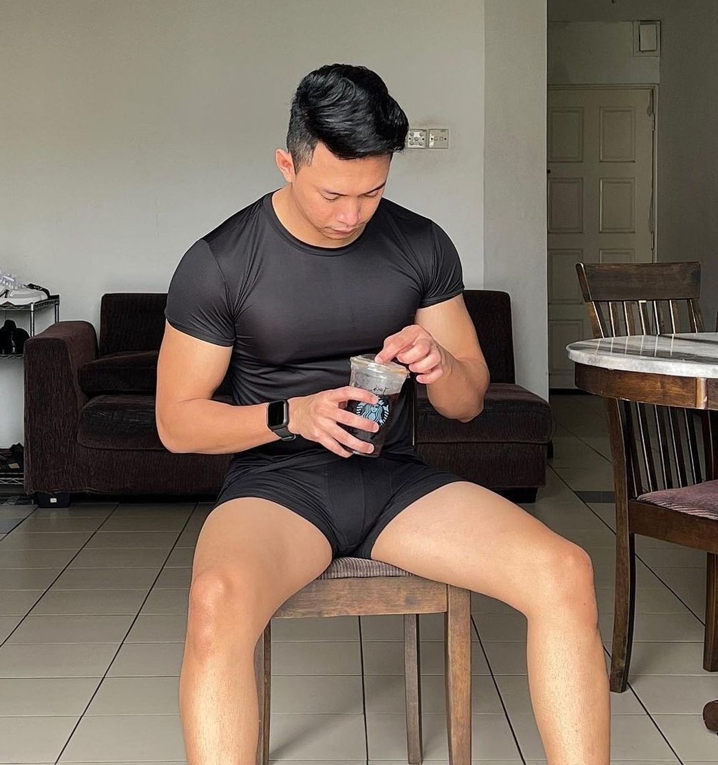 clouvsit's tweet photo. READY YA HARI INI!!!
-Pijat Vitalitas - Pijat Fullbody - Pijat Kejantanan - B2B
INCALL OUTCALL

WA - https://t.co/sZLMyZtU2i
#pijatkemang  #pijatpriakemang #gigolokemang #massagekemang https://t.co/cozfjxVqUP