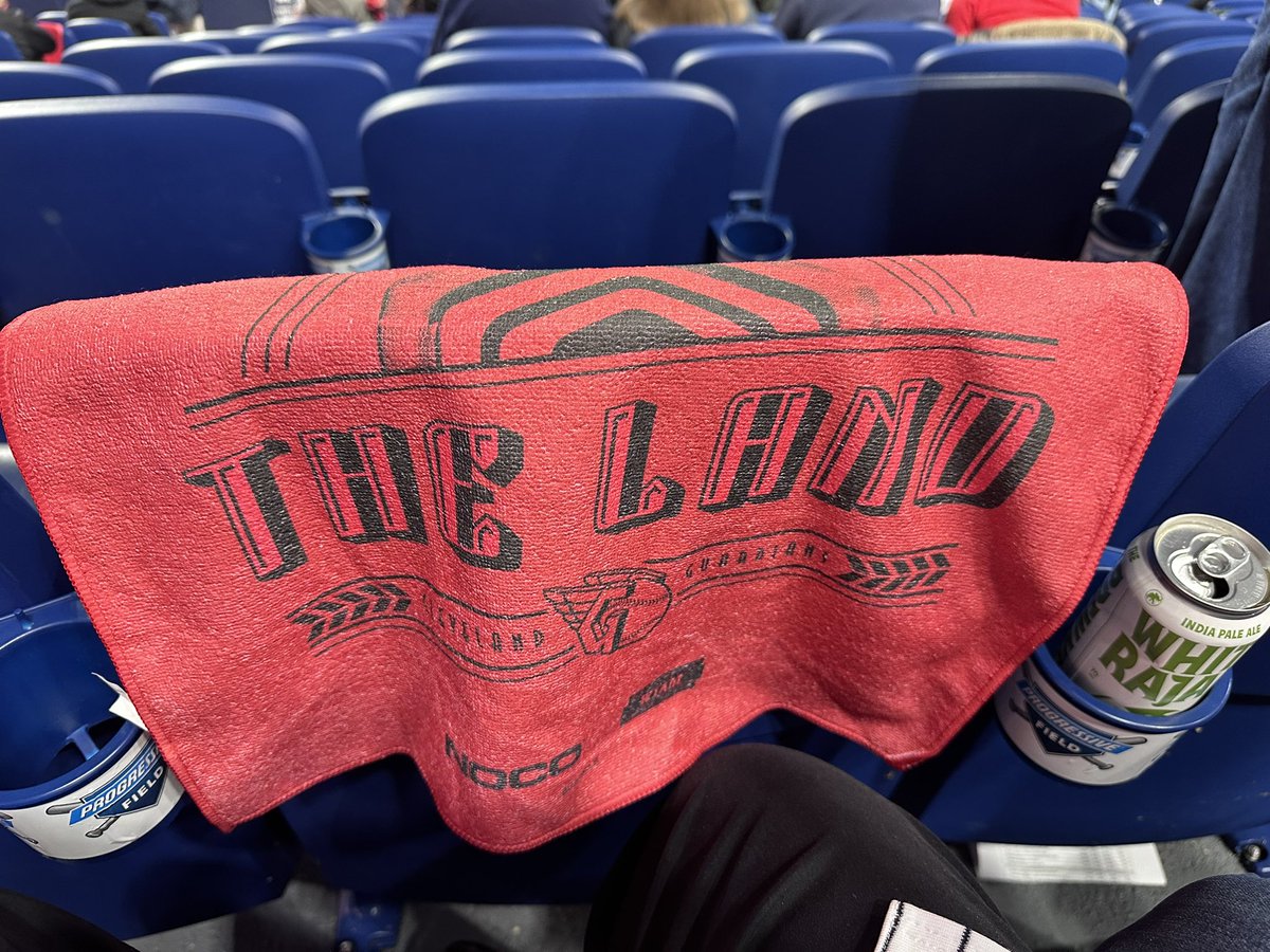 garyschoch's tweet image. Question for @Yankees fans - what do I do with this towel? #yankees #ALCS