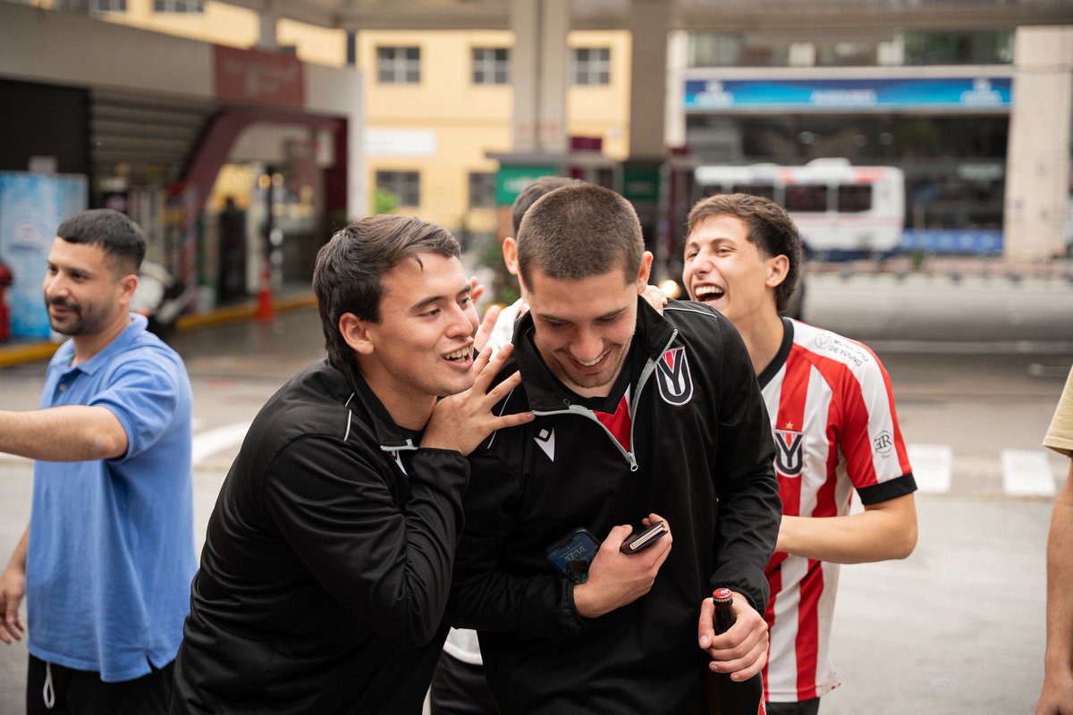 Que le estaba diciendo el 10 al modelo? 🤔

*Solo respuestas incorrectas*