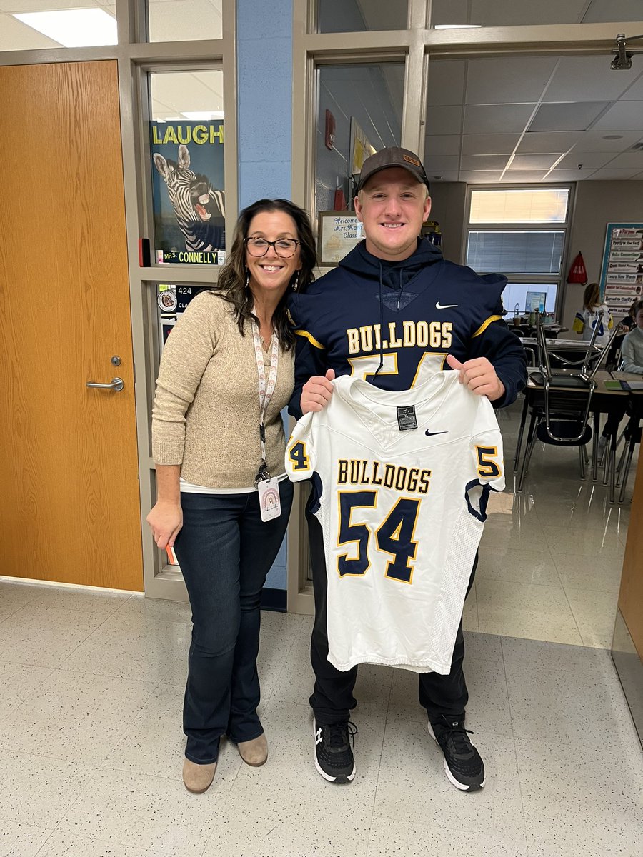 When former students come back! Such a proud feeling.  
Thank you, <a href="/OFfootball1/">OFfootball</a> , for sharing your young men with us.