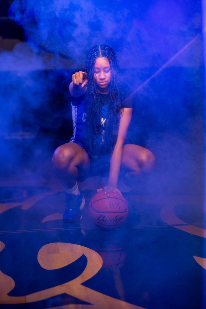 tiana_2027's tweet photo. sophomore season loading…. 🔋almost that time #QueensofKing 💙 https://t.co/N1PHbnJOok