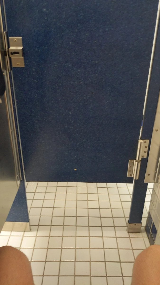 wolitakeiteasy's tweet image. Been sitting in this Citi Field stall since the Bottom of the 4th. 

I believe in superstition and will not be leaving until that final pitch. My glutes hurt.