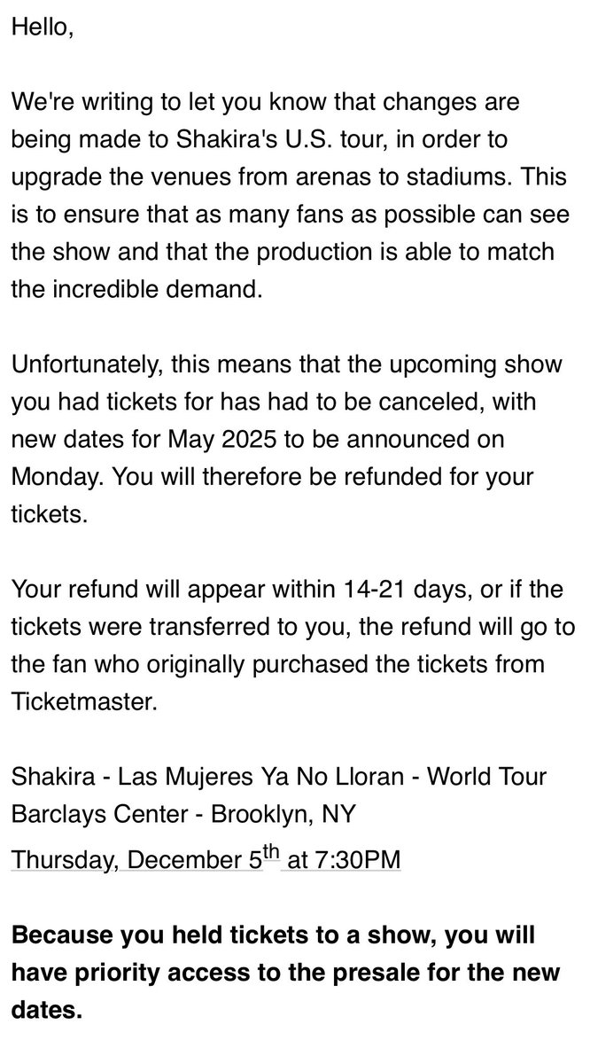 ohyeahmikejones's tweet photo. The reason why I got the tickets was because it WASN’T a stadium show. I’m not commuting all the way to MetLife stadium and to pay a ton of money to watch from the nosebleeds. So disappointed @shakira https://t.co/sP5ijGZr0F