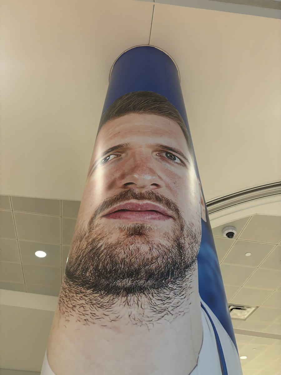 SeanBarnett15's tweet photo. @ZLTretheway this man owns your team https://t.co/rl6jqhvcjX