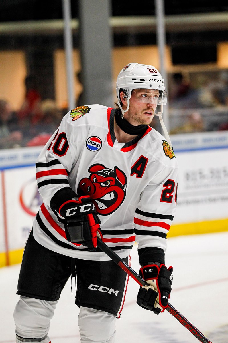 goicehogs's tweet photo. cAvan fitzgerald 🤝 https://t.co/GLtTxblxia