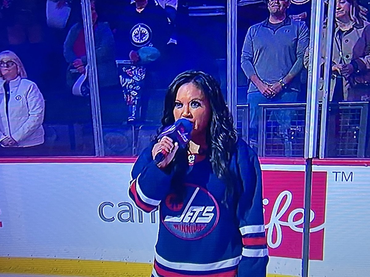 #dingding <a href="/bwynne13/">Beverley Wynne</a> #gojetsgo