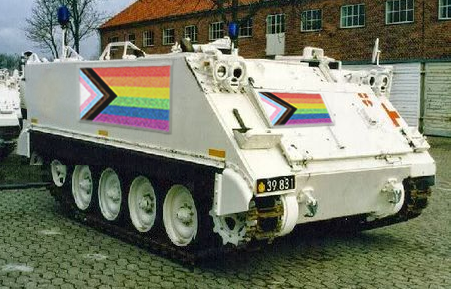 mk77_williepete's tweet photo. @KurtSchlichter If this @Heidi__Matthews & its "#YouGoGRLL with your #GRRLpowah" #grrl'friend @JustinTrudeau are serious, why don't they roll up on the Knesset in one of these, pop the hatch and start shrieking their silly demands?
The ensuing laughter of all #Israel'is 🇮🇱 would be priceless. https://t.co/JSHRm35SnP