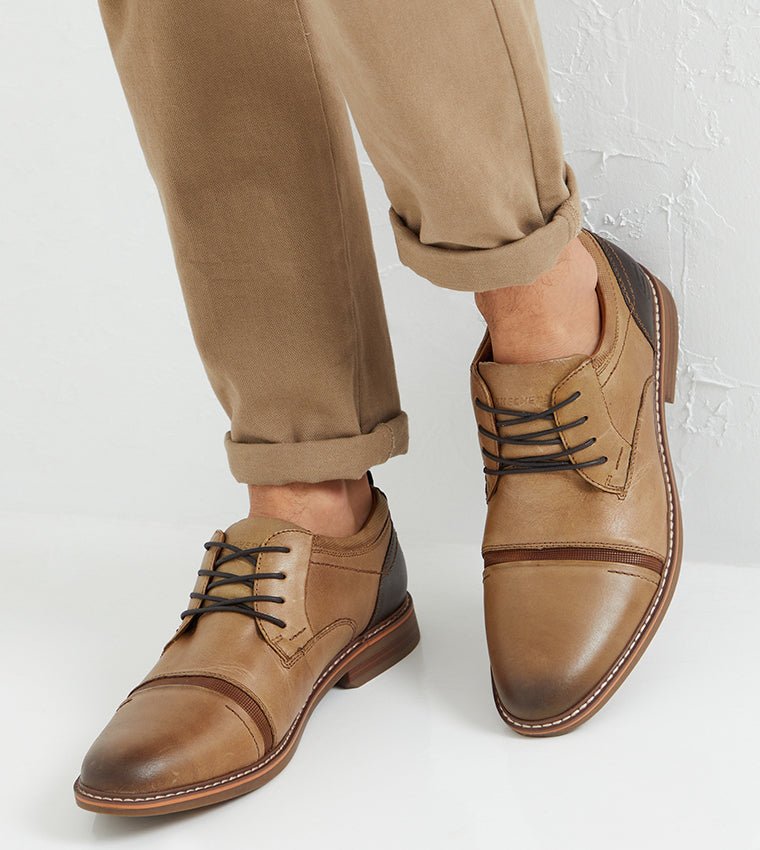 حذاء سكيتشرز برجمان رسمي 

 bit.ly/3BkLnwZ 

#سكيتشرز #حذاء