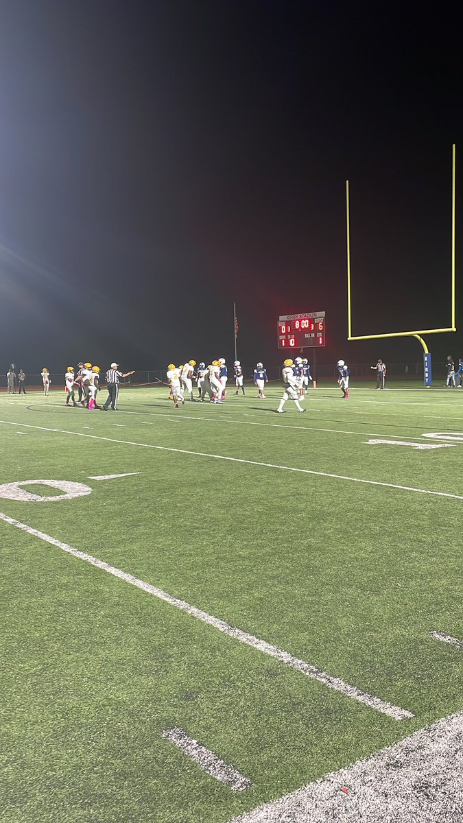 Wow! MBA are on the board first!

QB Marcus Person takes it 90 yards on 3rd down and the Execs lead 8-0