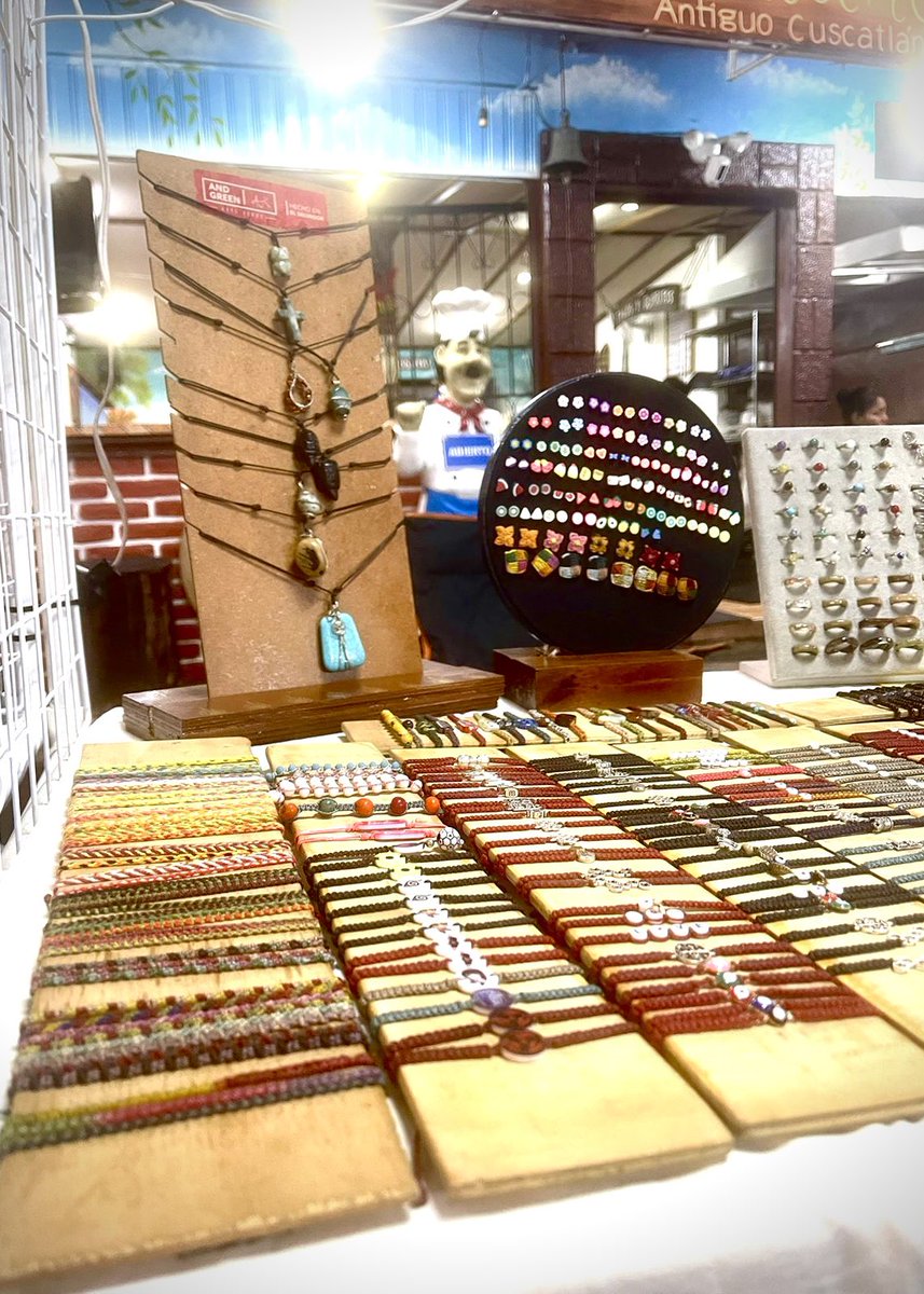 AlcaldiaAntiguo's tweet photo. 🎭✨ ¡Te esperamos en nuestra tarde cultural en el Parque Central!
🛍️Ven y disfruta de música, arte y más. 🗓️ 18, 19 y 20 | Oct.
¡No te lo pierdas!
#DistritoAntiguo #TardeCultural https://t.co/pefULgjUiU