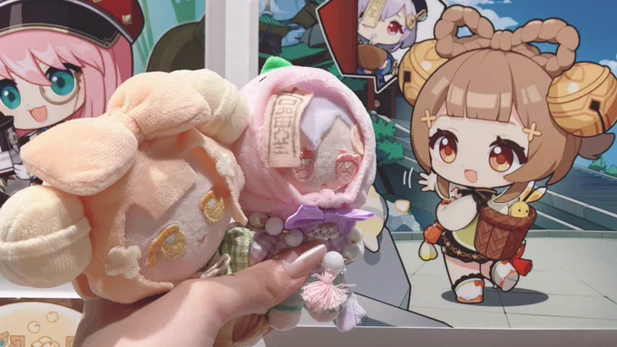 ずっとずっと楽しみにしてた原神展行ってきためちゃくちゃ楽しかった…かわいいお誕生日イラストと一緒に撮れて嬉しい 