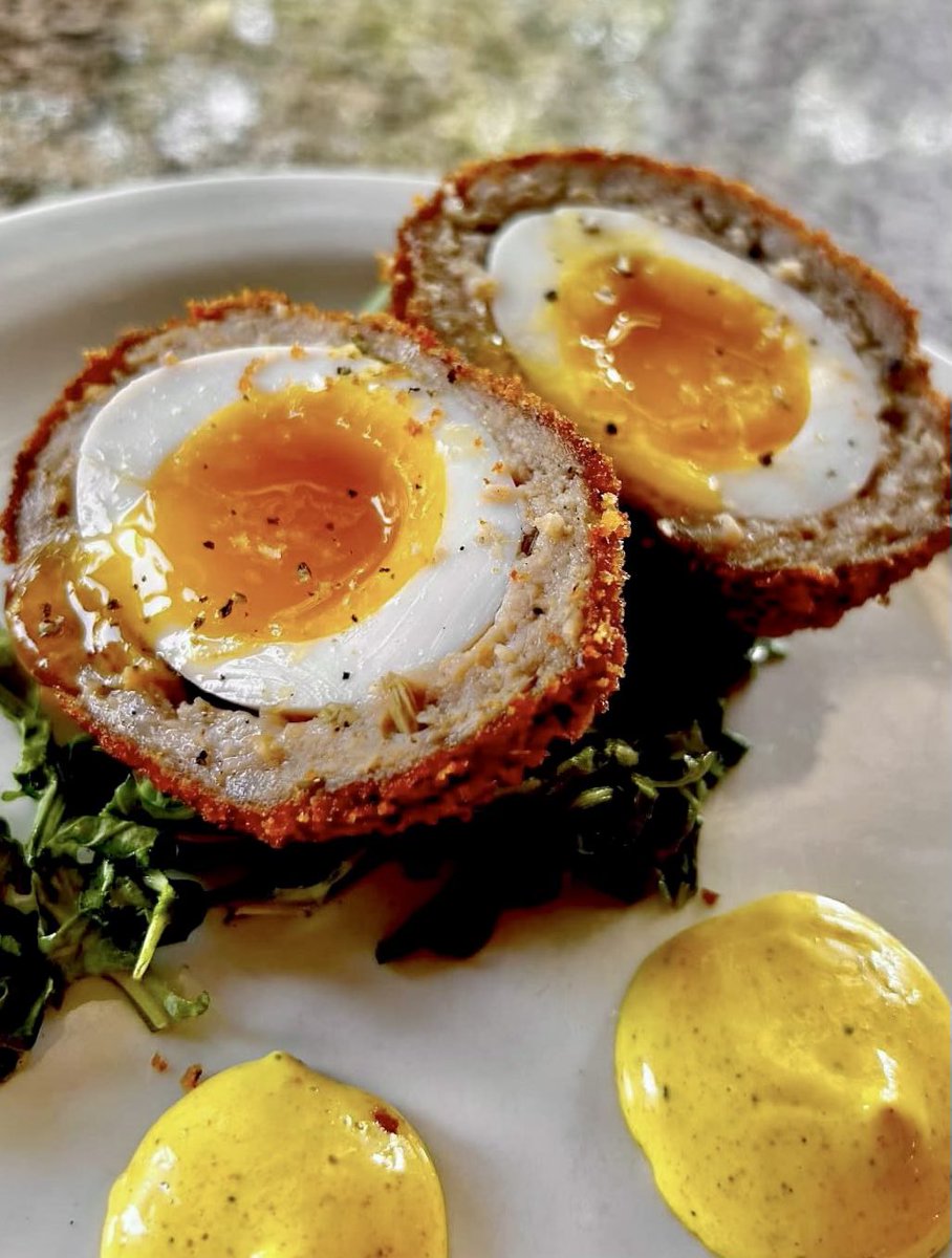 Weekend plans? 🥚 

Hatched. ✅ 

Scotch Egg | Friday + Saturday 

#TheRobustLife