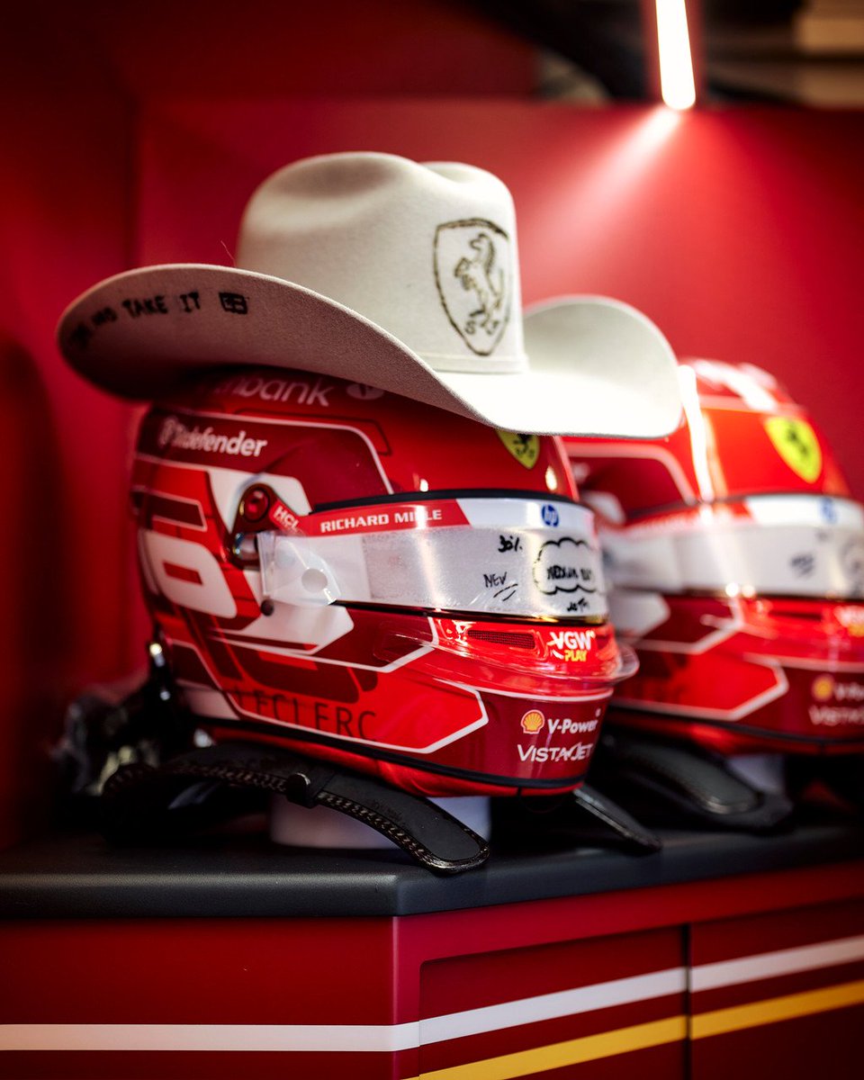 ScuderiaFerrari's tweet image. The perfect finishing touches 🤠

#USGP 🇺🇸 #F1