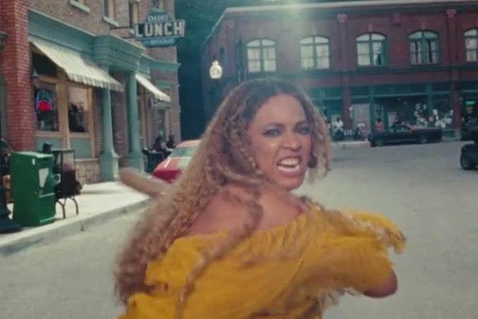 benja_aba's tweet image. yo cuando esa chica q qre llamar la atencion de todo hombre, que se hace llamar "unica" solo por juntarse con puros hombres, y que busca pleito con todas las mujeres solo por que ellas les ponen un limite a su "personalidad unica" #matenalaspickme #twtpost