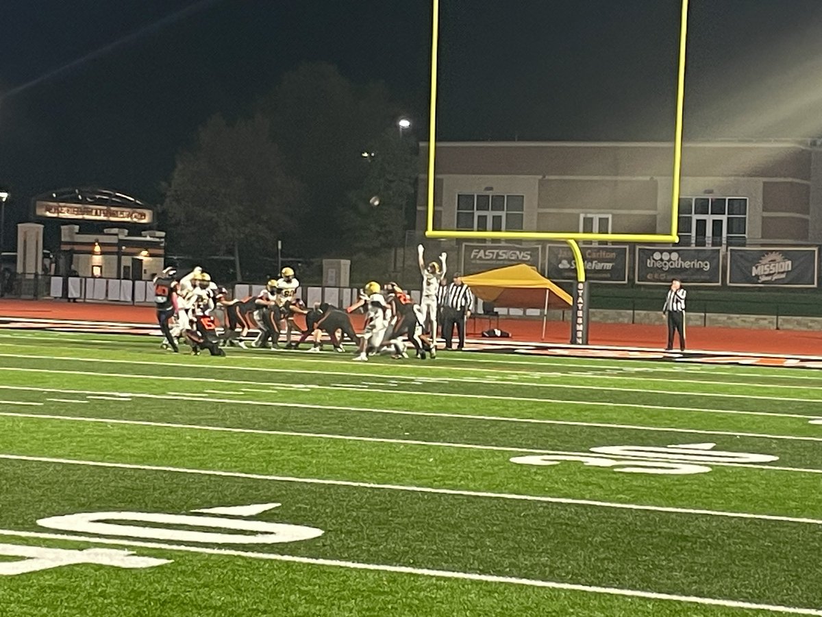 After a successful PAT, the 80 touchdown by Jacobi Allen cuts into the Tiger lead 21-7.