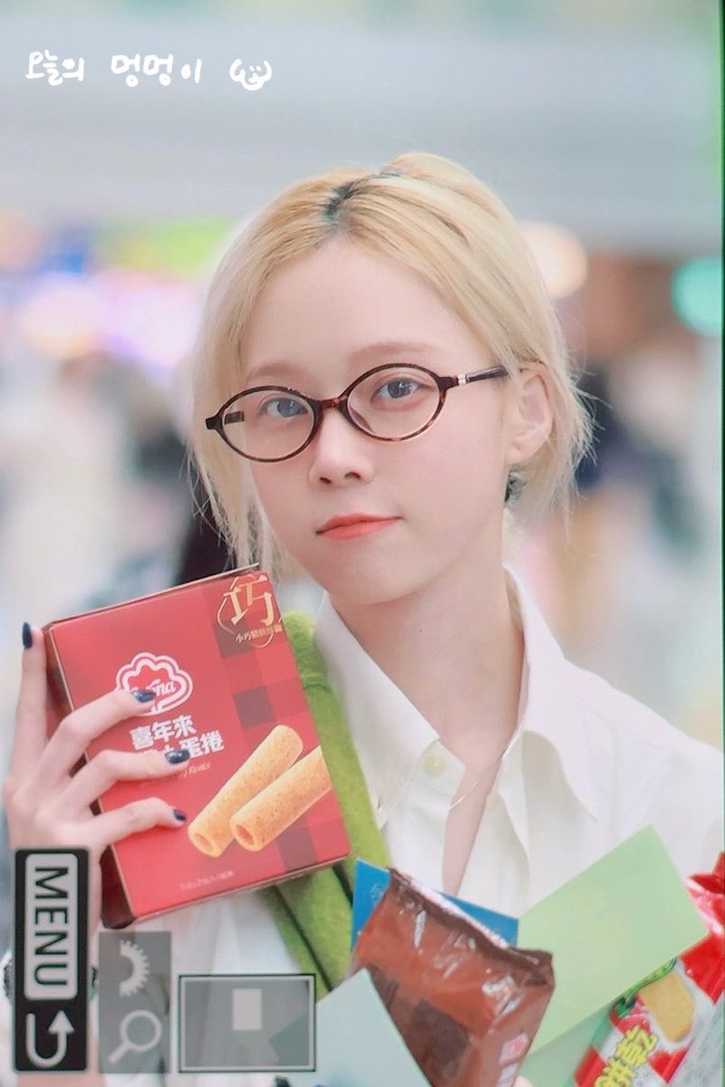 VirginSnow0101's tweet photo. 241019 ICN

#aespa #에스파 
#WINTER #윈터 https://t.co/dZF9chOpuf