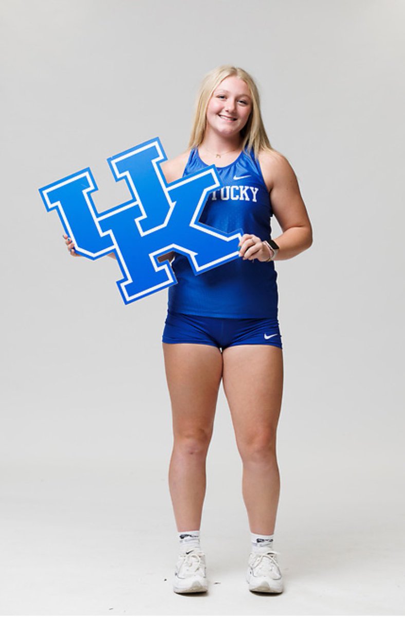 Gwyn Lori tweet media