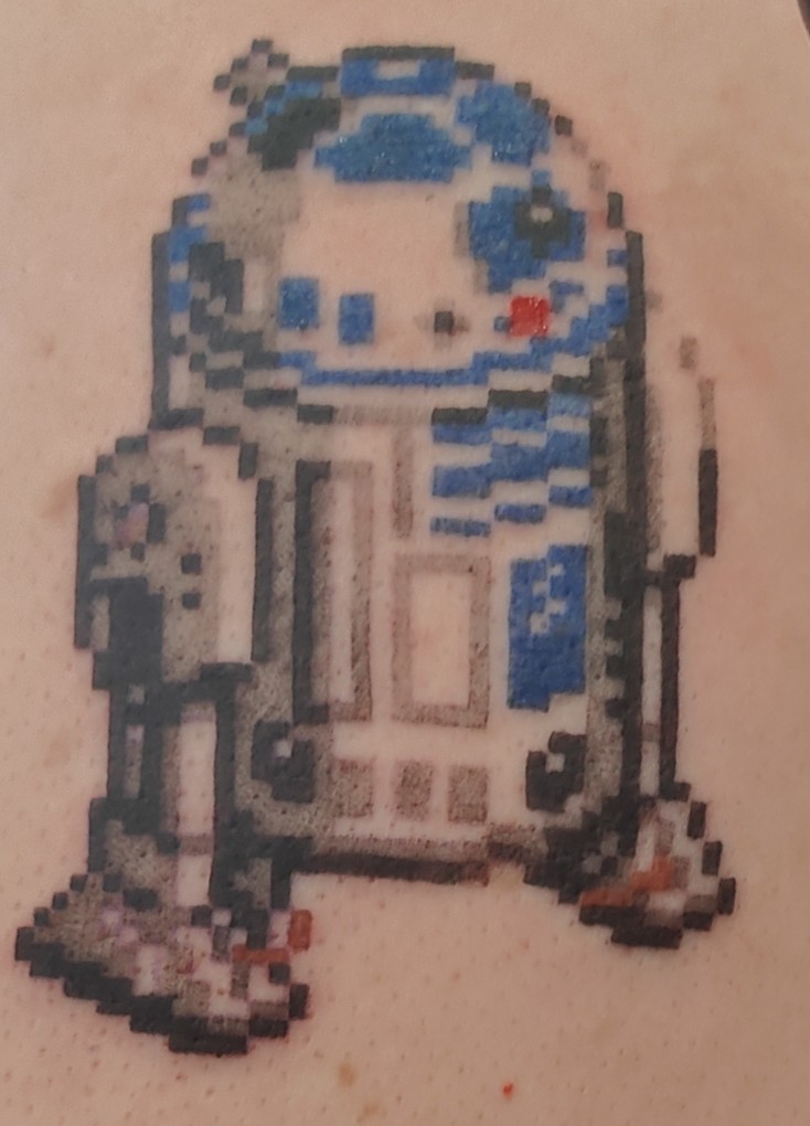 First ever tattoo done by the amazing <a href="/drOMGp/">dripontheinternet</a> in NYC!
Turned out so amazing! (Looks even better in real life!) #tattoo #r2d2