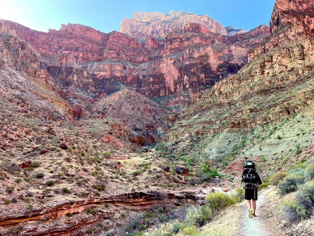 DesertHikingCo's tweet photo. 🌄✨ Exploring the stunning Grand Canyon with amazing hikers! Every step is a new adventure, especially with views like this! 🥾❤️
#DesertHikingCompany #GrandCanyon #HikingAdventures https://t.co/OUcSrO2l9u