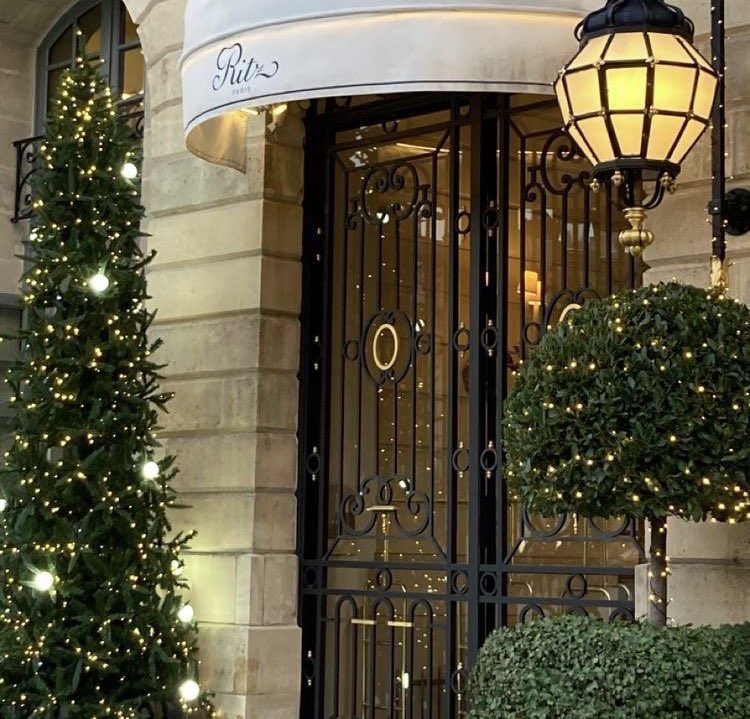 nchdaq's tweet image. hey , only 67 days left until Christmas! &amp;amp; I’m missing everything about Christmas already :- )🎄🍪🚂 ✩‧₊˚ ⋆