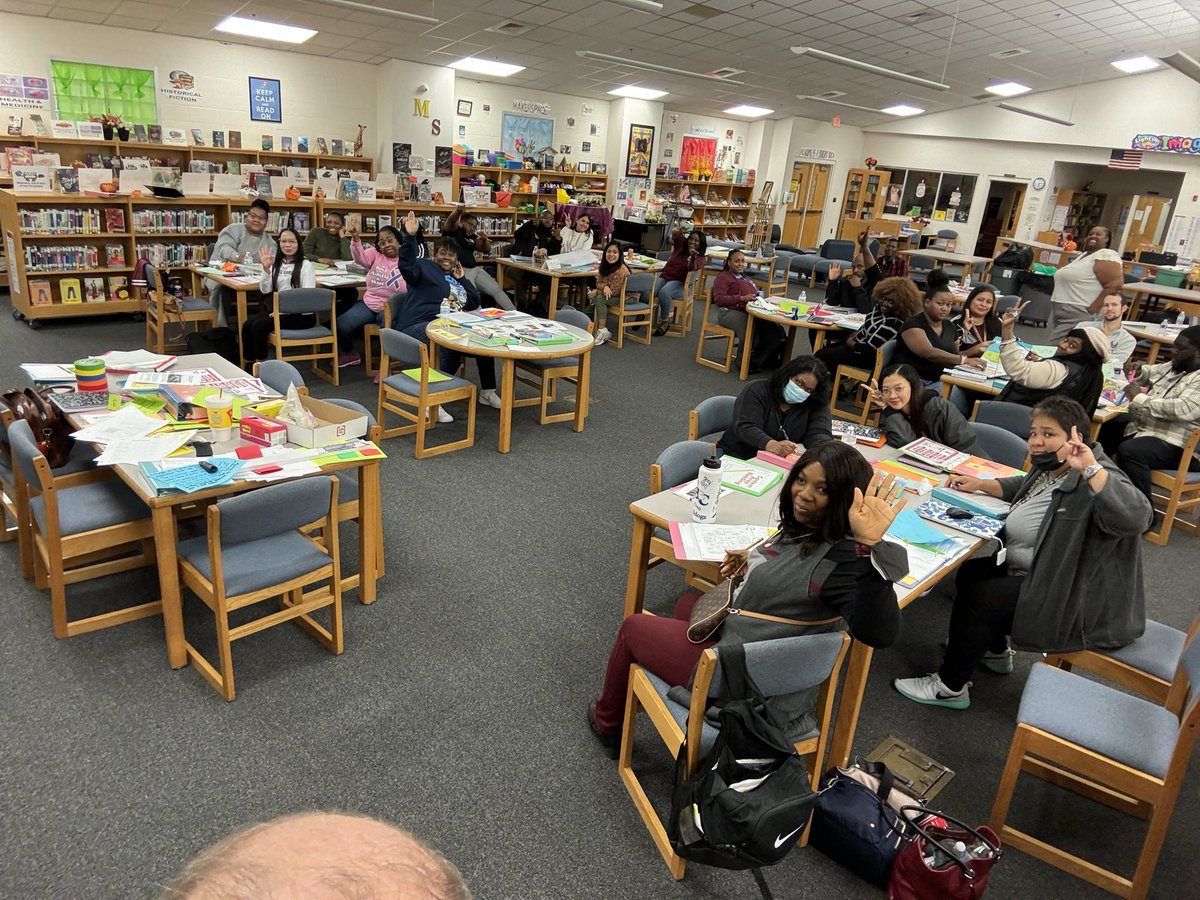 One perk of my job is i get to conduct professional development … today i had a blast with the teachers at Bertie Middle learning about content area literacy <a href="/otis_dr/">Dr. Otis L. Smallwood</a> <a href="/bulluckl/">Linda Bulluck</a> <a href="/Emily03816718/">Emily</a> <a href="/DutchessMaye/">Dutchess</a> 
(Pardon me not being in the picture but that’s the top of my head 🤦🏼‍♂️)