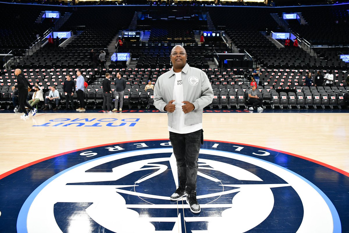 Are you geared up #ClipperNation <a href="/LAClippers/">LA Clippers</a>