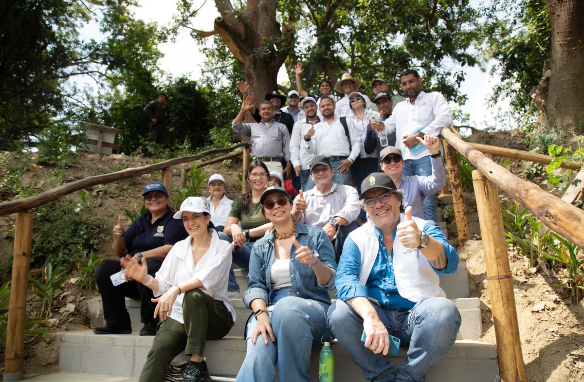 Plan Jarillón de Cali tweet media