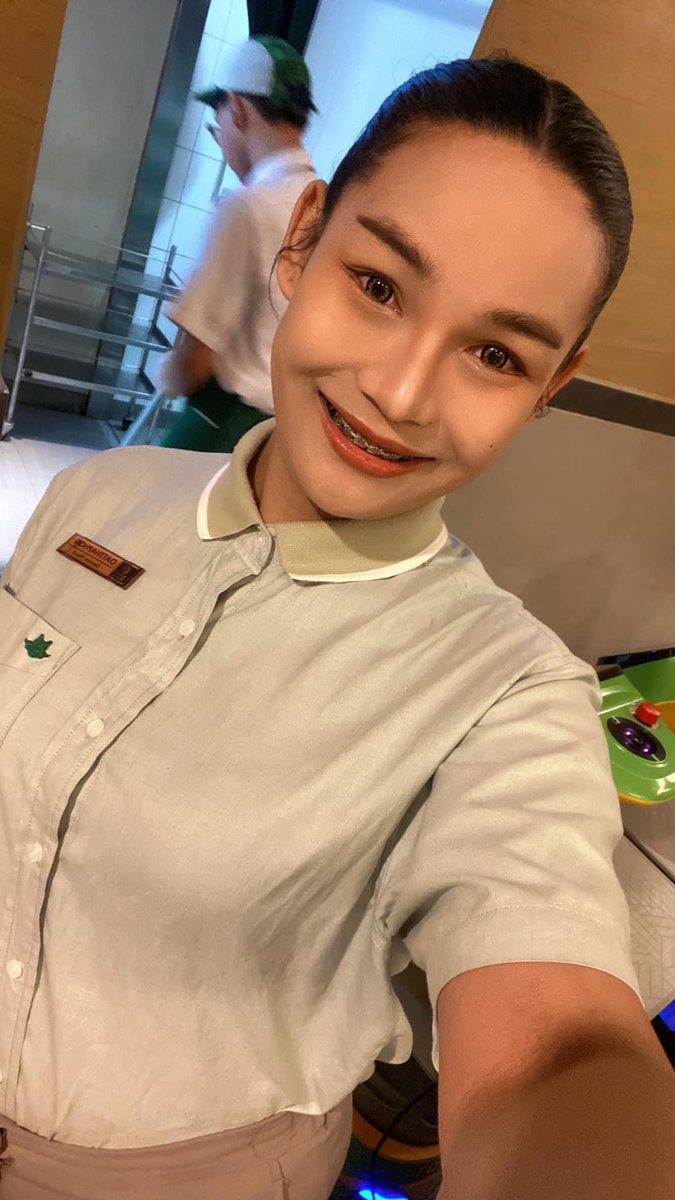 Xrrth451's tweet photo. วันทำงาน🫶🏻 https://t.co/jcNQqwwHlB