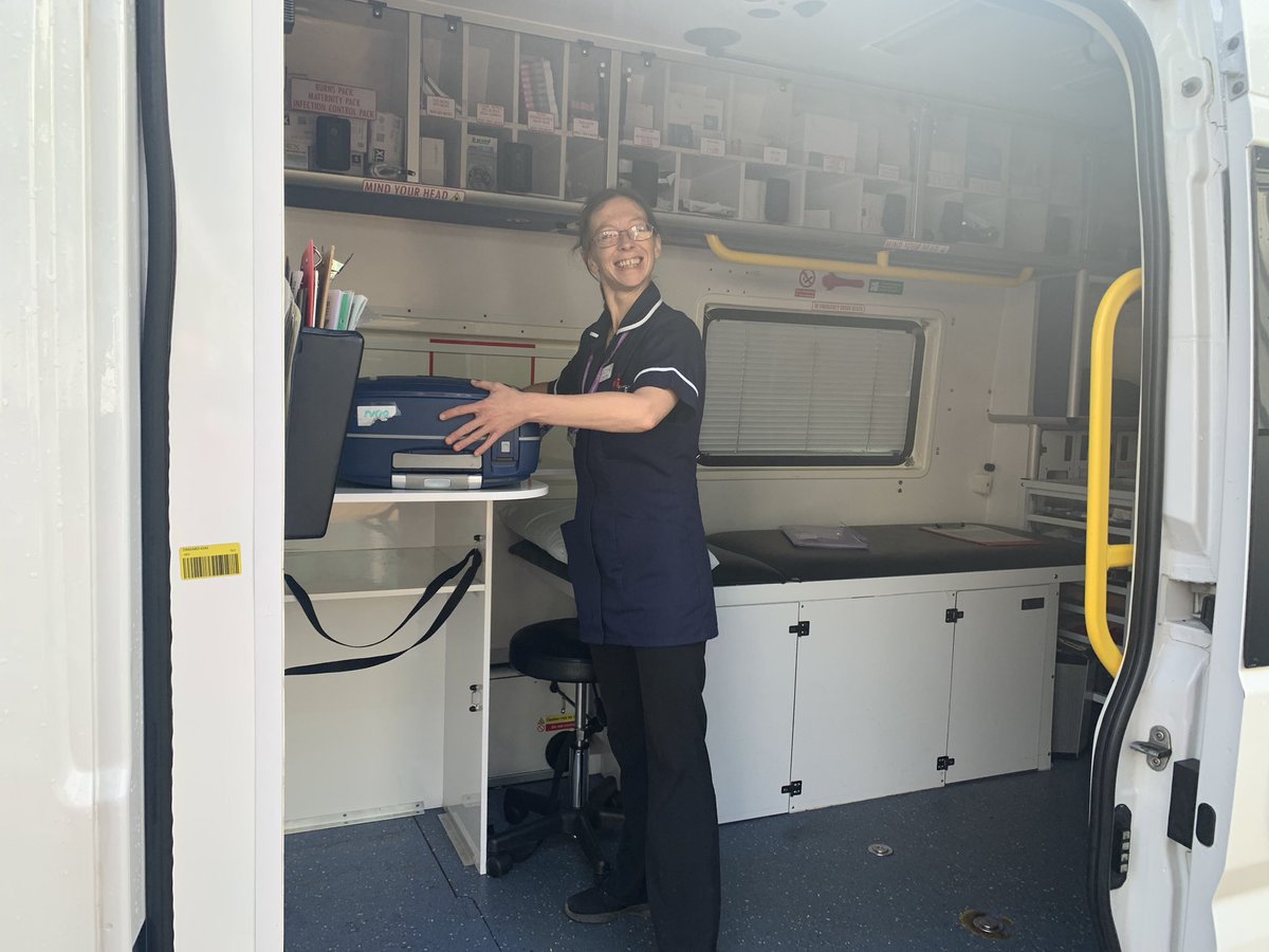 Thank you, Hannah, for educating us on liver health and offering FibroScans for myself and my colleagues at this week’s Women’s Health and Menopause event 😄
#MenopauseAwareness #Menopause #WomensHealth #staffhealthandwellbeing 
#hepatology #fibroscan