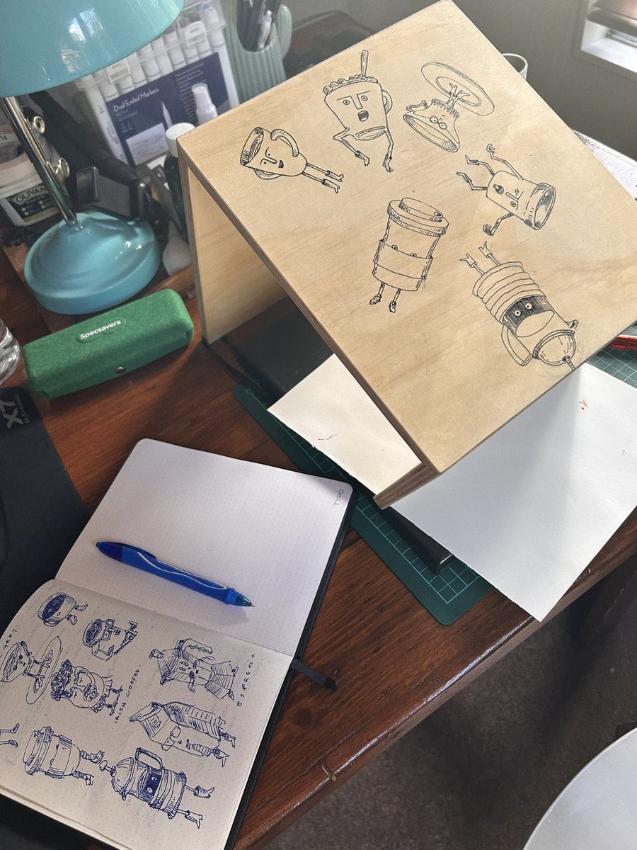 Every coffee deserves a firm base… 
#doodleart #doodles #coffee #art