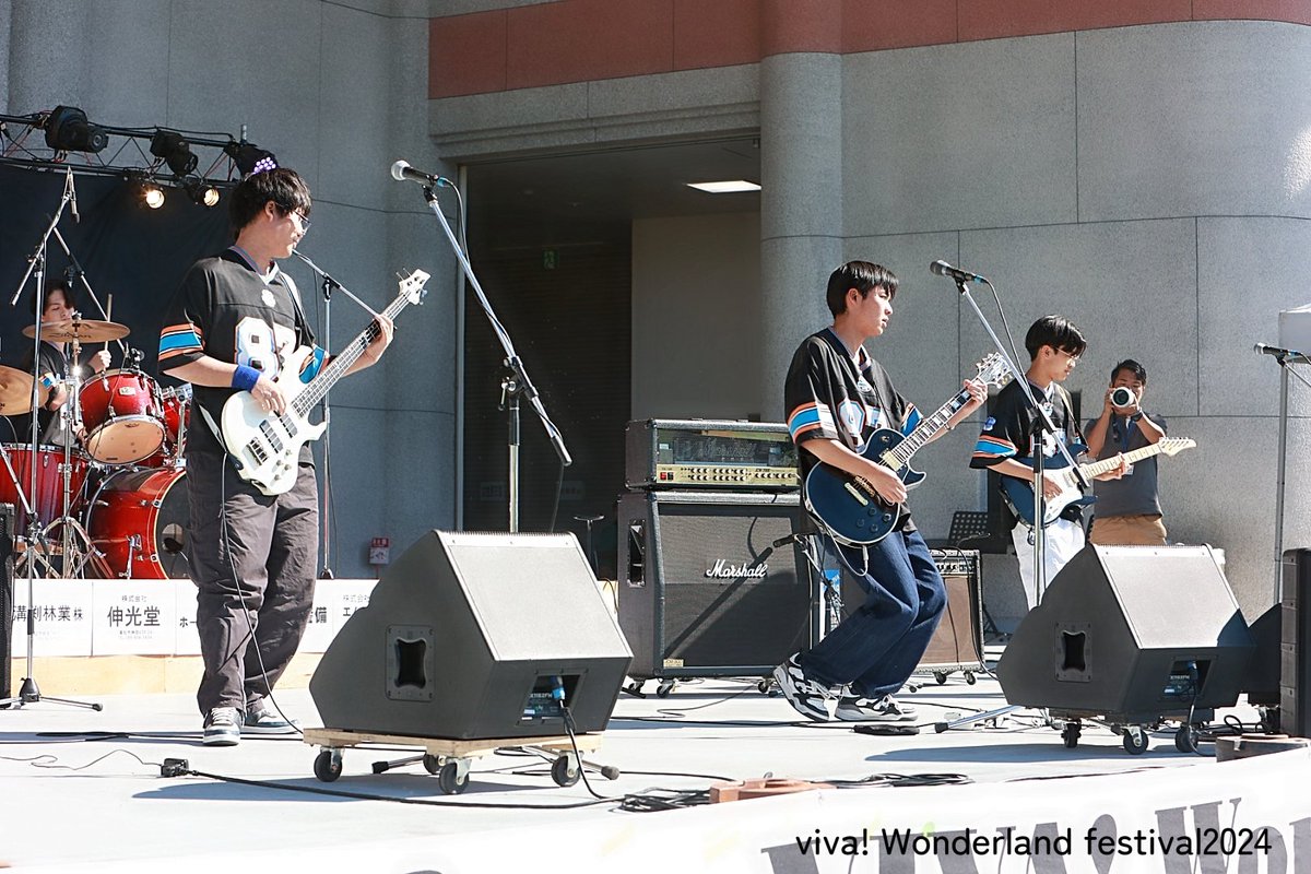 akm4141's tweet photo. viva! Wonderland festival2024
@musicwonder2016
10月13日 天然色劇場野外ステージ
#野外ライブ #音楽フェス #ビバワン
#Remind #岡林みよん #SunnyLe
#バンカーズ浜中 #LifeLike #NewSprint
#Pierce #エアロニギス #DIAMONDMOON #Life_Like #Johnny_Pandora
#古墳シスターズ #鮫ポン https://t.co/CFrKwpaNj5