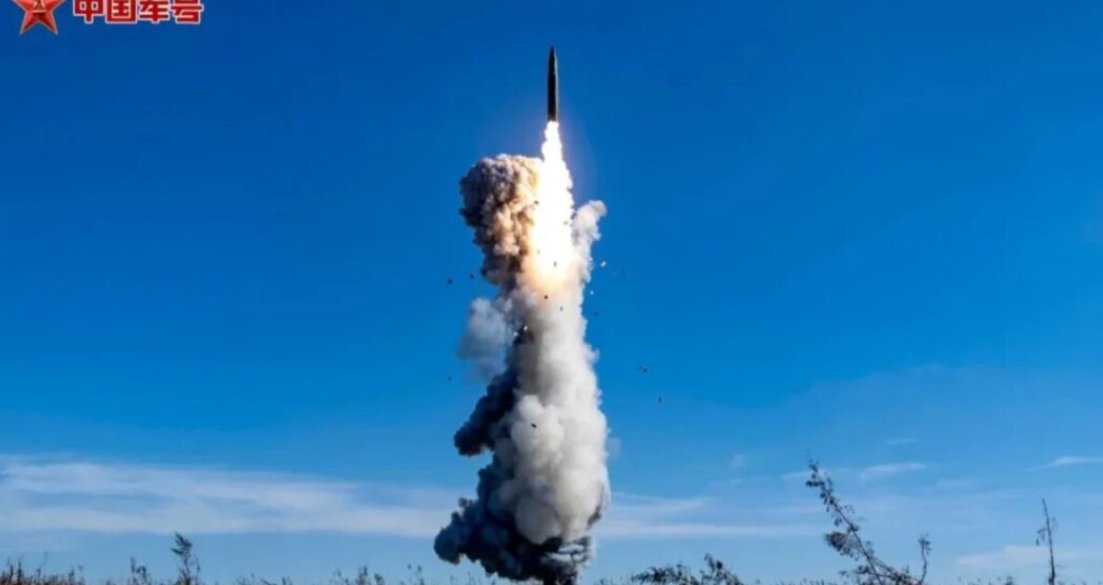 China__All's tweet photo. On Sep 25, China launched an ICBM with a dummy warhead into the Western Pacific, labeled a “routine arrangement”. Spokesperson Zhang Xiaogang emphasized it was for assessing troop performance and affirmed a no-first-use nuclear policy
https://t.co/q5yszOsKxX https://t.co/ZAz4U8bM3o