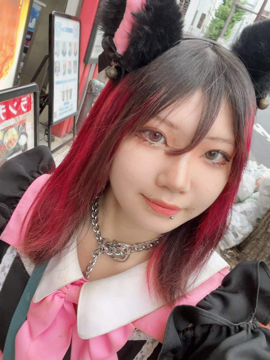 ry0oooo666's tweet photo. いんしました！足痛い
#コンカフェ営業   #コンカフェ #luzz  #秋葉原  #秋葉原コンカフェ #コンカフェ好きな人と繋がりたい https://t.co/BQHJhU5Ovv