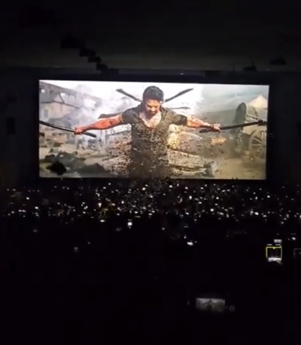 vikasthippani's tweet photo. The 35mm wide-angle lens was invented around 1850, almost like the universe knew it’d need to capture #Prabhas in all his glory someday in the 20th century.

#Salaar #SalaarCeaseFire https://t.co/k02Jr0X2Fh