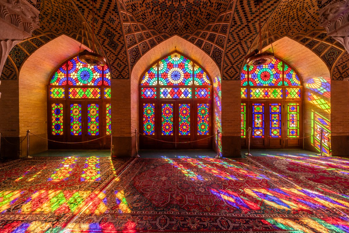 CbK2cA4AkktKJge's tweet photo. 『Nasir al-Mulk Mosque』🇮🇷
#中東 #イラン #シーラーズ
#ナスィーロル・モルク・モスク
#ピンクモスク #モスク #ステンドグラス #ペルシャ絨毯
#Iran #Shiraz #mosque
#Nasir al-Mulk Mosque
#Nasir-ol Molk Mosque
#PinkMosque
#α1 #1224GM https://t.co/m9QfOfmo2E
