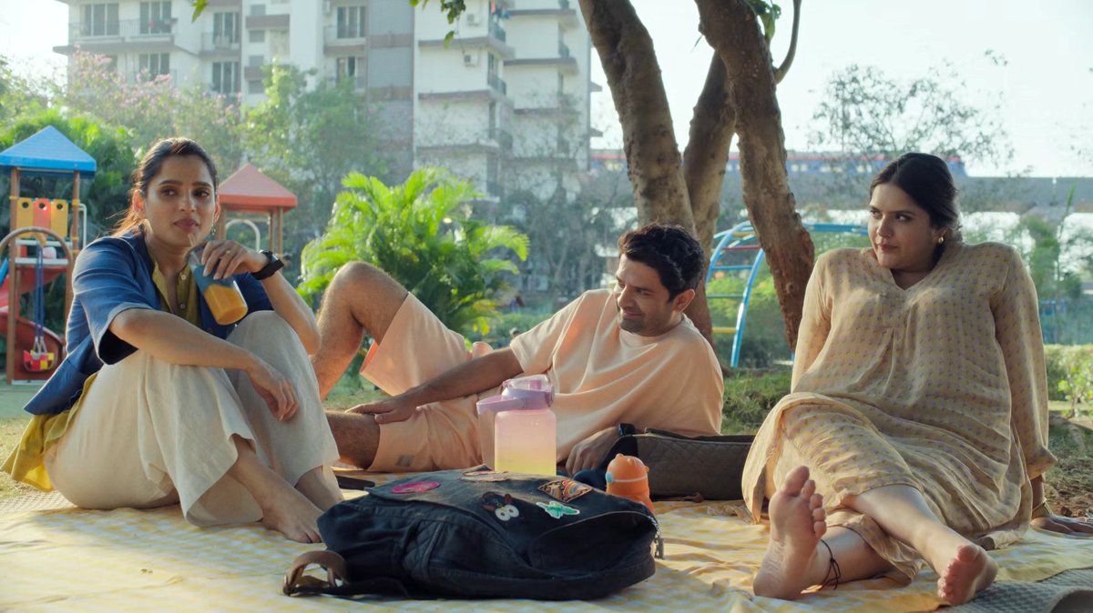 Krishardik 𝕏 (@manfromthemovie) on Twitter photo #RaatJawaanHai is one of the finest web series I have watched in recent times. The screenplay and acting feels so natural and organic ❤️✨ 
It showcases the journey of being a good parent & dealing with the hectic task of taking care of kids in a delightful manner.
MUST WATCH #RaatJawaanHai is one of the finest web series I have watched in recent times. The screenplay and acting feels so natural and organic ❤️✨ 
It showcases the journey of being a good parent & dealing with the hectic task of taking care of kids in a delightful manner.
MUST WATCH
