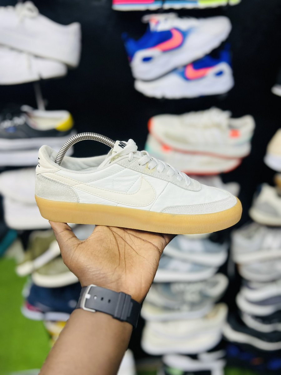 Wakuu Leo Niko na Mali hapa🔥🔥. Quality assured 

-Nike stephan janoski uk 7.5
-Asics uk 11
-Newbalance uk 9
-Nike killer shot uk 7
<a href="/3500/">みっこ</a>
Text app call 0790027817 or DM <a href="/ChampPlug/">Mtumba Plug Champ👑</a>