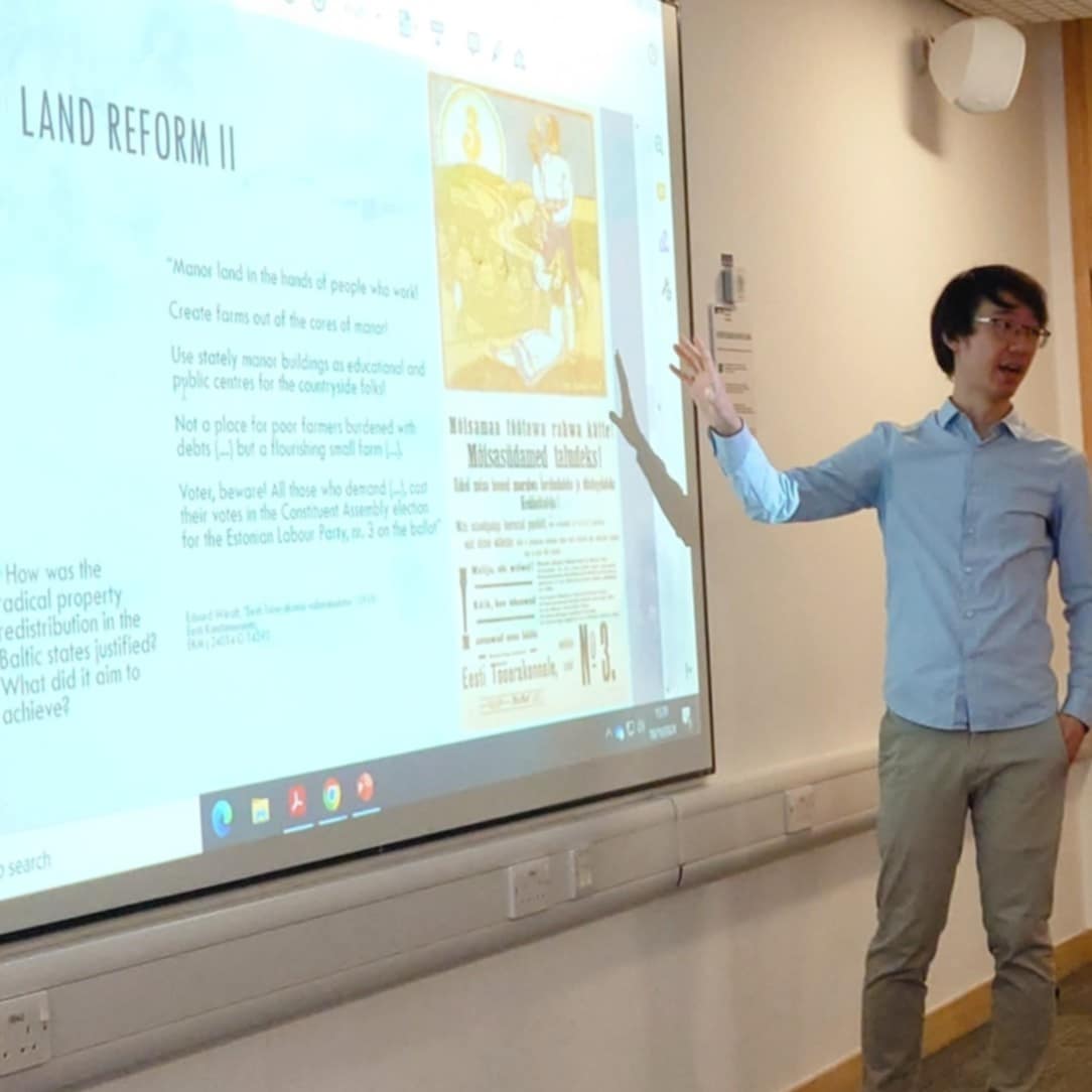 Allan Sikk (@allansikk) on Twitter photo À fire alarm delayed Baltic independence by a week. But it was a real pleasure yesterday to have <a href="/parispychen/">Paris Pin-Yu Chen</a> (<a href="/unibirmingham/">Uni of Birmingham</a>, f: <a href="/UCLSSEES/">UCL School of Slavonic & East European Studies</a> PhD) with us for another week of Baltic Politics & Society seminars! Always great to chat in Estonian with my Taiwanese friend, too. 🙂 À fire alarm delayed Baltic independence by a week. But it was a real pleasure yesterday to have <a href="/parispychen/">Paris Pin-Yu Chen</a> (<a href="/unibirmingham/">Uni of Birmingham</a>, f: <a href="/UCLSSEES/">UCL School of Slavonic & East European Studies</a> PhD) with us for another week of Baltic Politics & Society seminars! Always great to chat in Estonian with my Taiwanese friend, too. 🙂