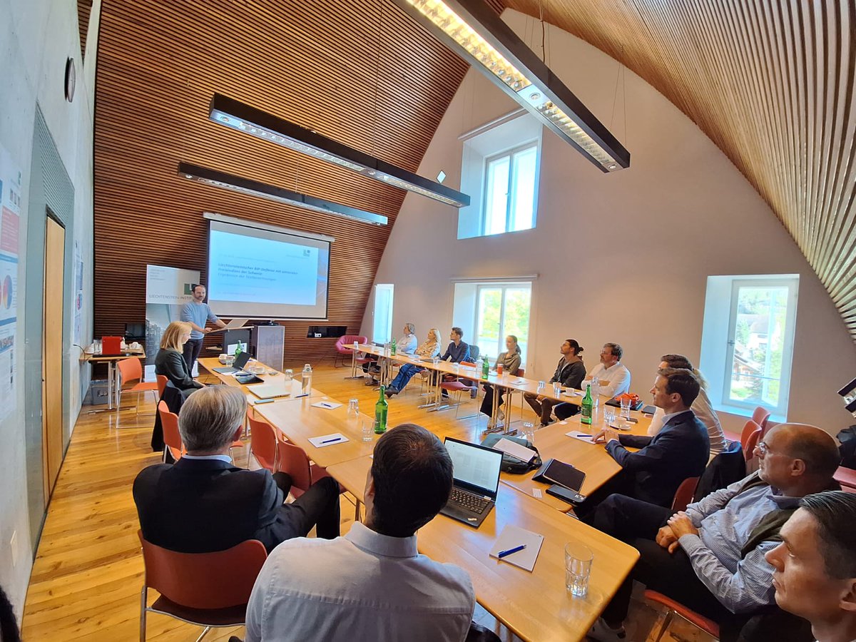 Am Donnerstag 17. Okt. fand bei uns am <a href="/LieInstitut/">Liechtenstein-Institut</a>  das 11. LIEconomics-Seminar statt. Danke an alle Teilnehmenden für die Referate und die engagierte Diskussion! <a href="/FMA_LI/">FMA Liechtenstein</a> <a href="/Zukunft_li/">Stiftung Zukunft.li</a> <a href="/uni_li/">Universität Liechtenstein</a>