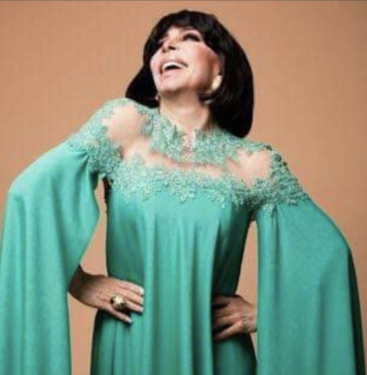 MUCHISIMAS FELICIDADES A NUESTRA REINA Y QUERIDA VERÓNICA CASTRO QUE DIOS LE REGALE MUCHOS AÑOS MAS LLENOS DE VIDA Y SALUD, DIOS LA BENDIGA EN TODO MOMENTO Y BENDECIMOS SU BELLO EXSISTIR
VIVA NUESTRA REINA
<a href="/vrocastroficial/">Verónica Castro</a> #verónicacastro