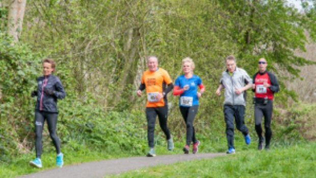 Goese 'hardlooprebel' Jan Roose organiseert 'De Hrôte Vuuf van Hoes' -  internetbode.nl/beveland/l/430…