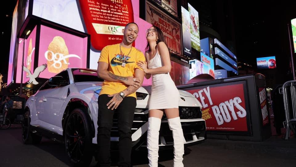 AVpixels's tweet image. Todo el mundo para YouTube apollar este nuevo tema let’s go by looney !!! Dominican we on ! 😎🇩🇴
youtu.be/xE3wU9iWaF4?si…