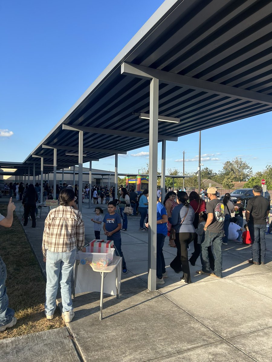 Rosalinda Garcia tweet media