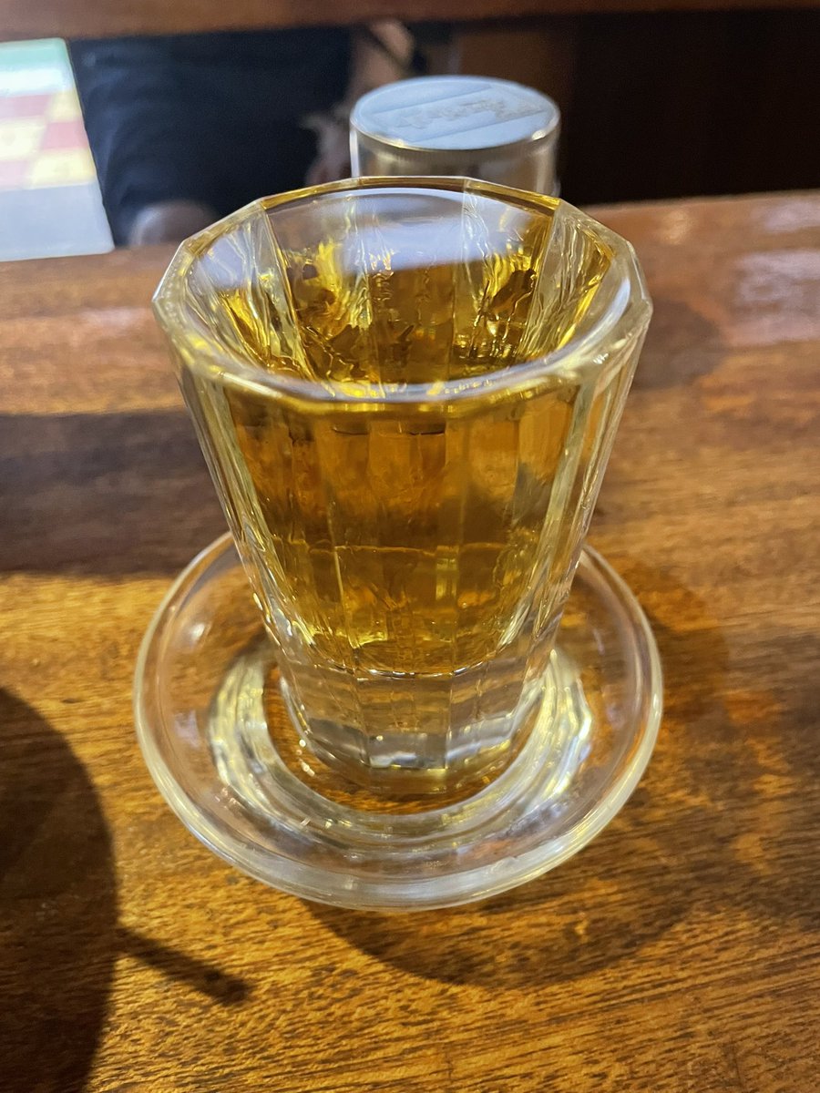 yoigamawaru's tweet photo. 今日は飲み友さんが少ない😭 https://t.co/ZfKCM3Sfln