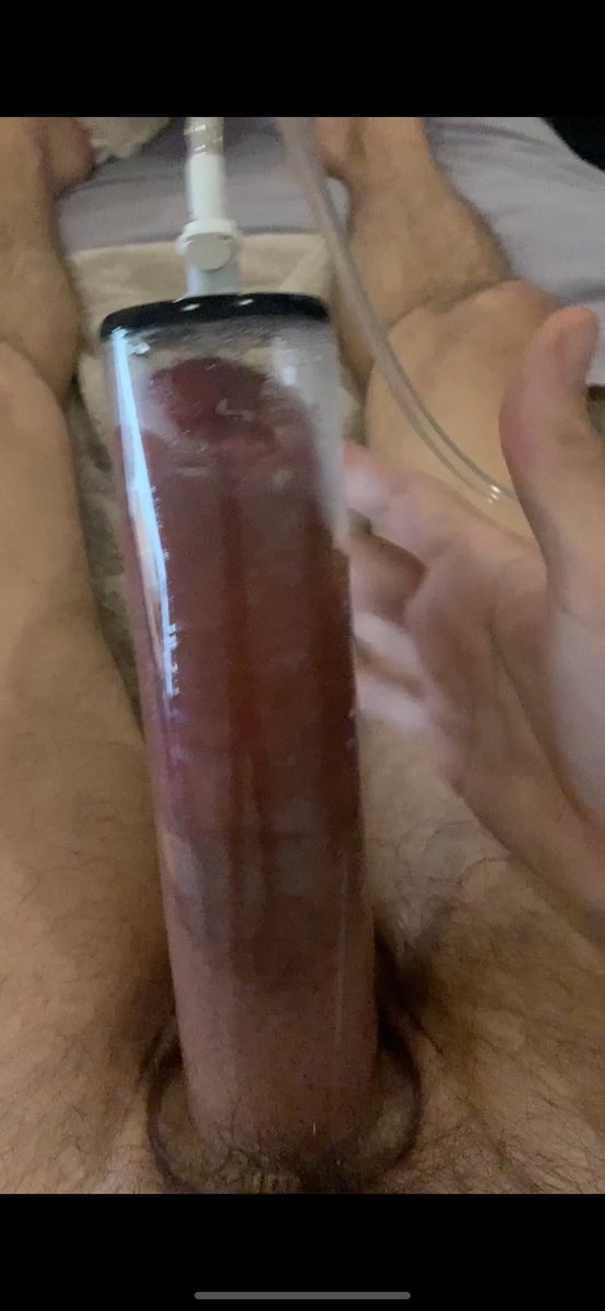 Trying hard to fill that tube until I reach the end 
#pump #pumping #pumped #bigdick #bigballs #hugedick #ballstretcher #pumpedcock