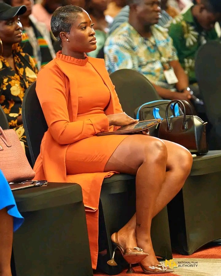mak_rich1's tweet photo. Biggest  @fellamakafui_  🚀

#fypシviralシ2024 #fypシ゚viralシ2024fyp #AmenyePark #everyonehighlights #trend

Onua TV  Joy Prime  BrytTv  TV3 Ghana https://t.co/fgNAq9nmCt