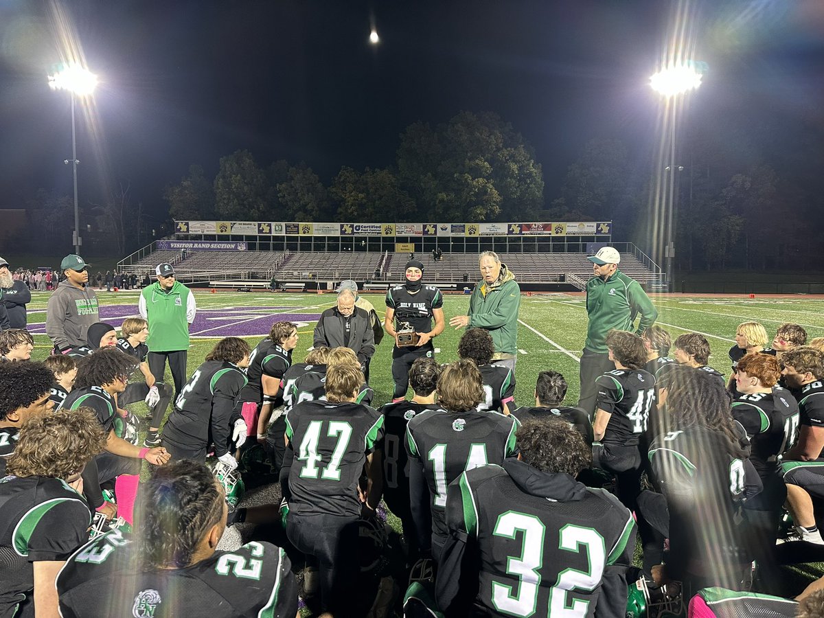 NamerAthletics's tweet photo. Congratulations to Diego Nunney for being named the Brian Neary Lineman of the game presented by the Class of ‘67.  #NamerPride #AllHail @HNGreenwave https://t.co/8AAbzYtOIh