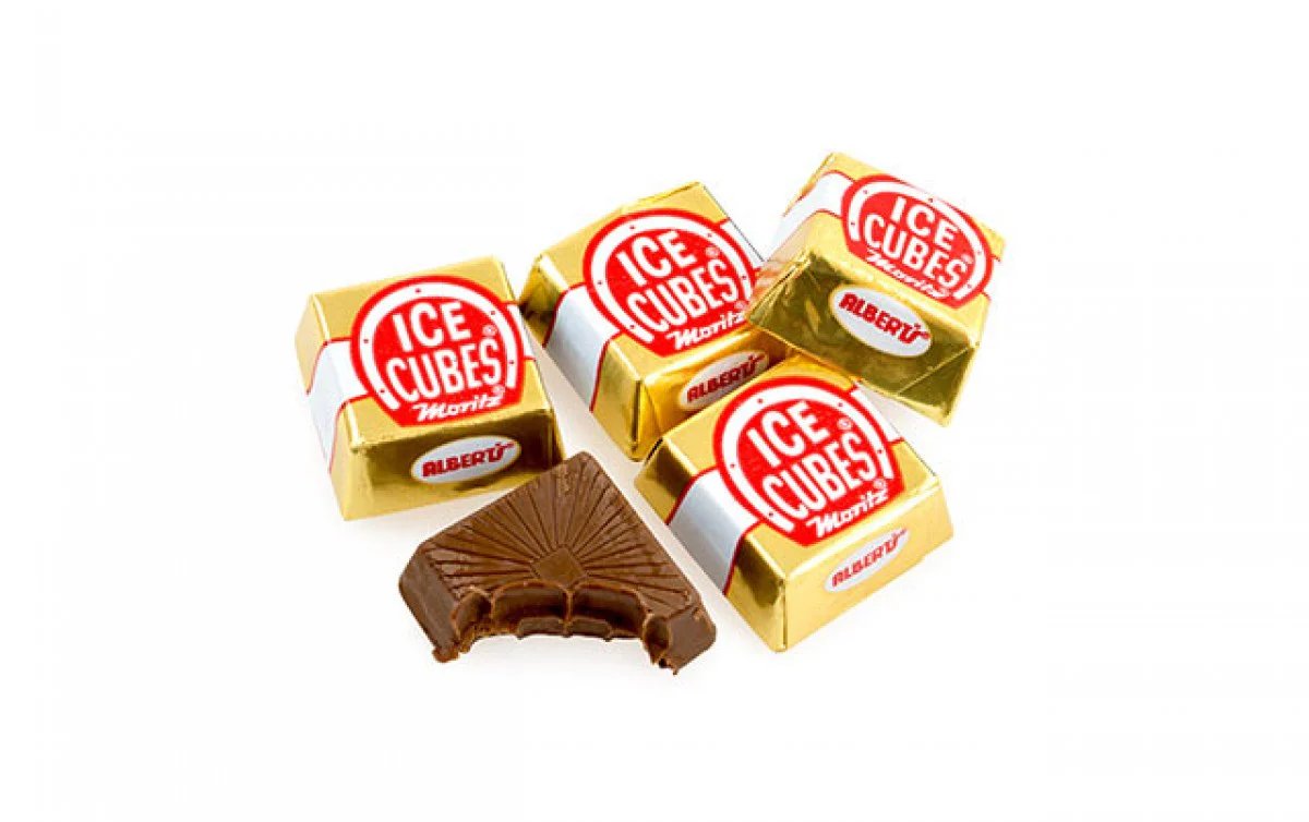 DKodaKat's tweet photo. @Paultx890 Ice Cubes - when I can find them https://t.co/wIOxYoRSo3