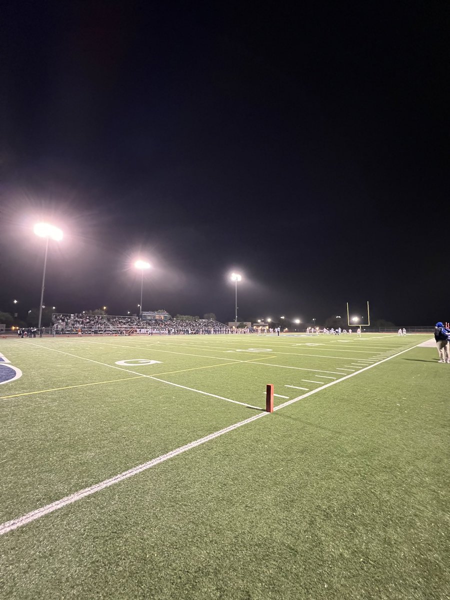eliavgabay's tweet photo. Can @MaranaFB (7-0) remain undefeated?
We’re about to find out.
@Sports360AZ 📍 Vail, AZ
#Marana #Cienega https://t.co/Zvis8JlFqf